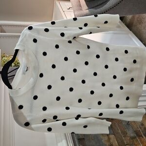 Whit Sweater with Black Polka Dots